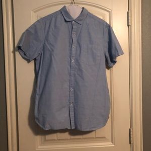 Slim fit dress shirt